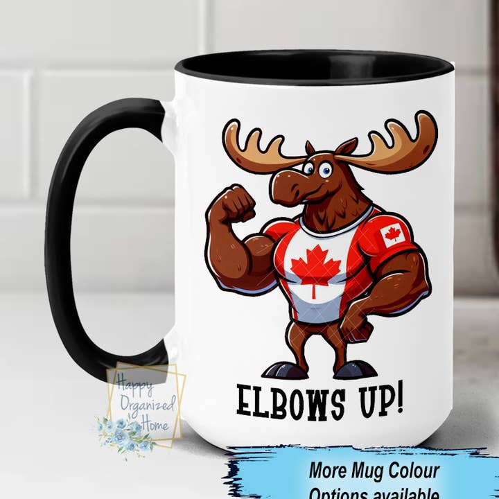 Coudes levés ! Tasse à café imprimée avec orignal fier du Canada pour la vente par Happy Organized Home