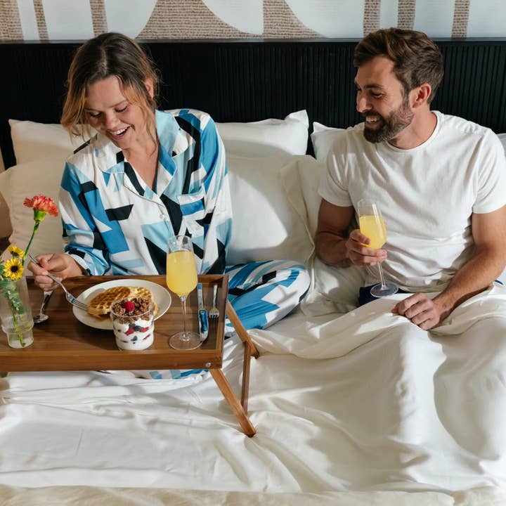 BleuBully Bedding - Wholesale Sheet Set - Sateen Sheet Set in Ivory White5