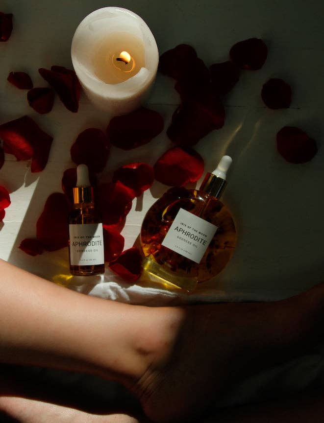 Luxury Scented Body Oils by Iris of the Moon - Wholesale Bath/Body Oil - Aphrodite Scented Body Oil3