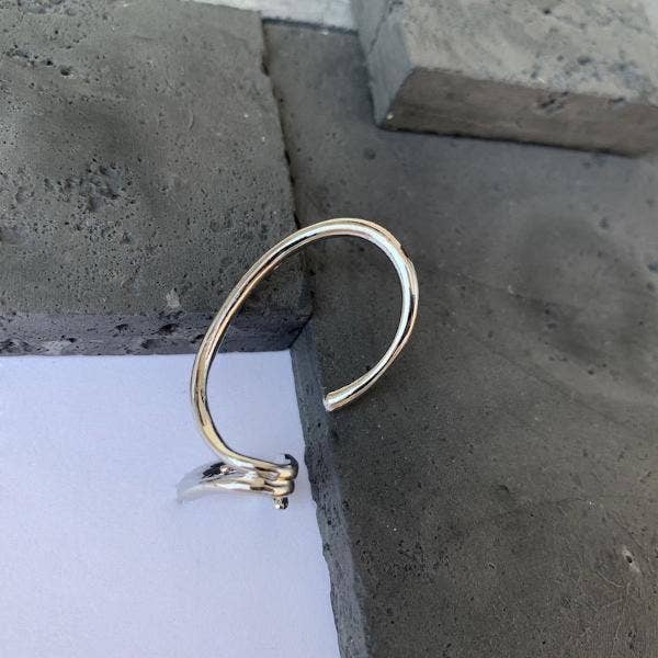 LanLivia - Wholesale Cuff/Wrap Earrings - Unique Silver line ear cuff - One piece4