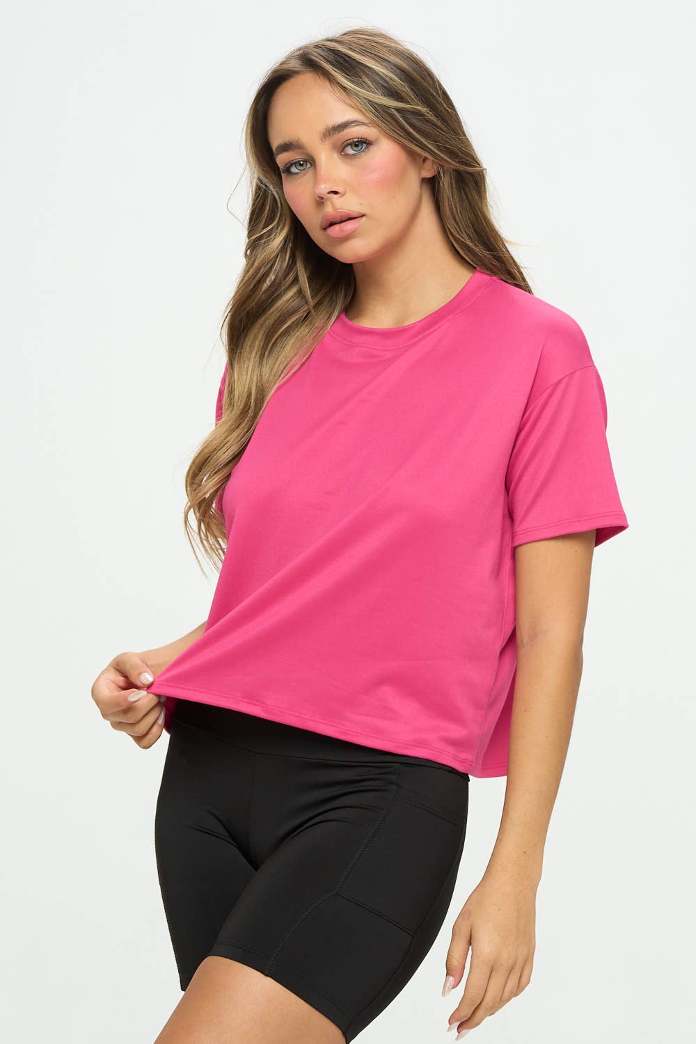 Knit Riot – Engroshandel T-shirt – til kvinder – Kortærmet Boxy Cropped Tee11