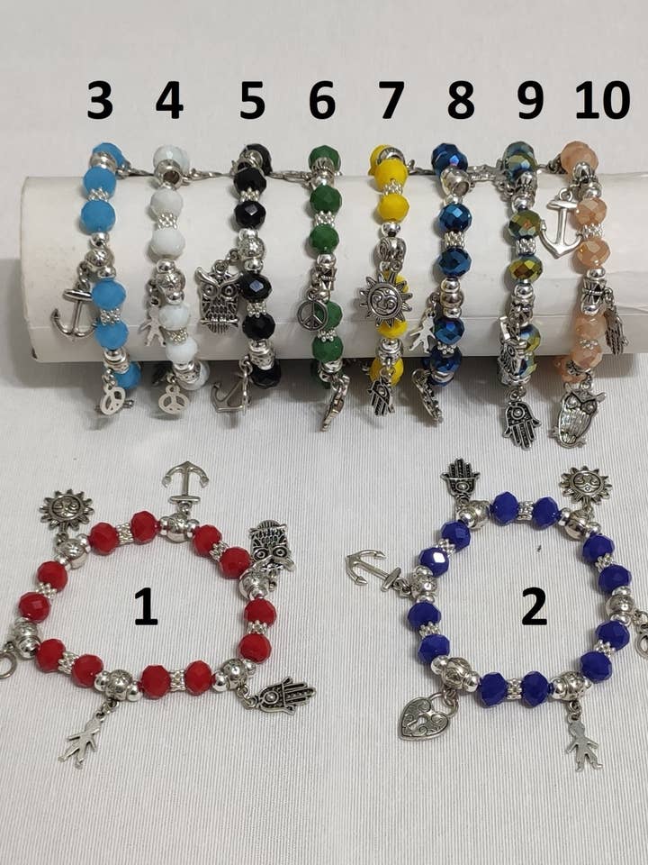 Bracelets élastiques avec breloques pour la vente par La Casa Della Bigiotteria