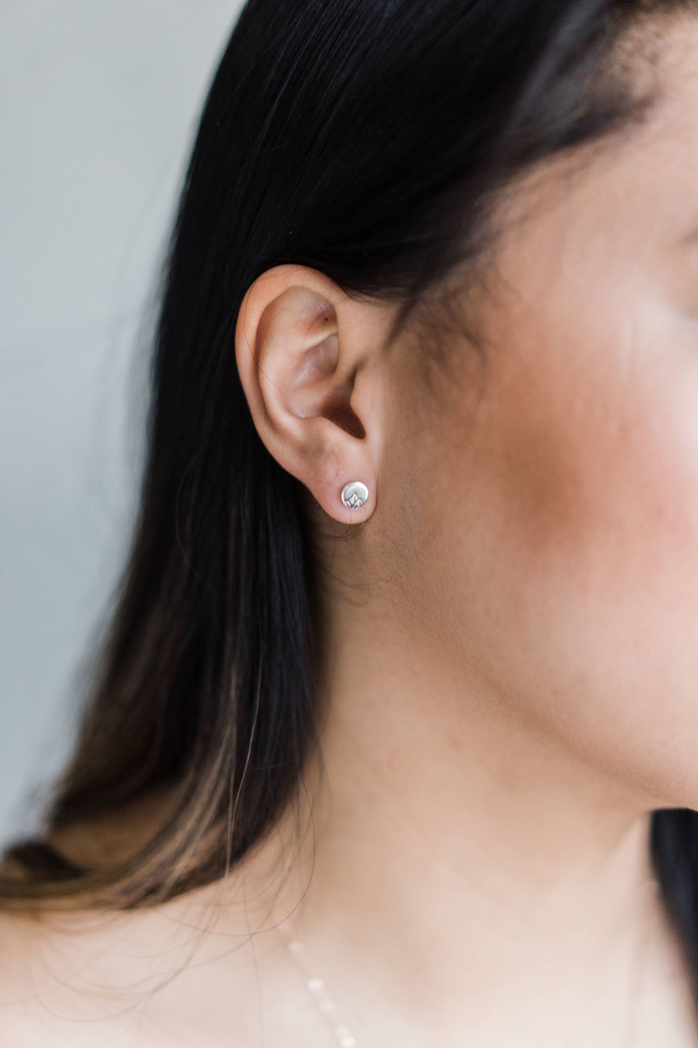 Tesoro Jewelry - Wholesale Stud/Post Earrings - Elephant Earrings2