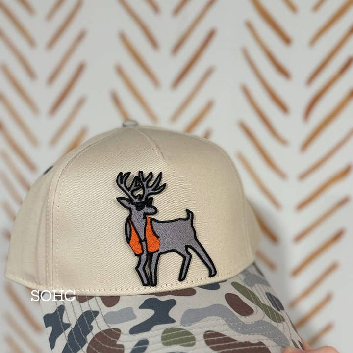 Hirsch Trucker Cap für den Großhandel von Southern Outlaw Hat Co.