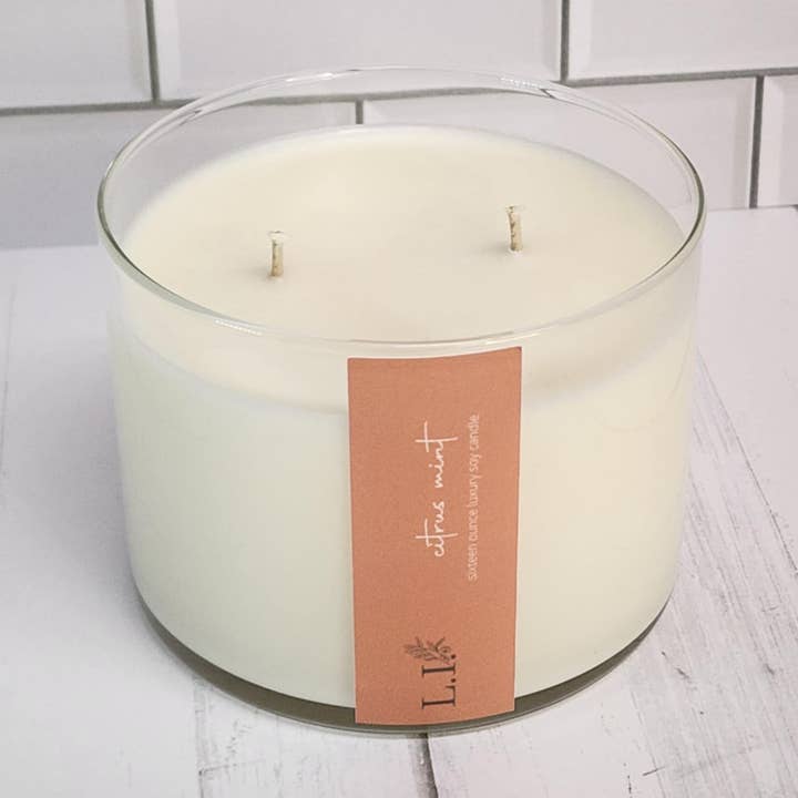 Candela in cera di soia a 2 stoppini in vetro classico Orange Blossom per la vendita all'ingrosso da parte di Legrify Inspired Luxury Candles & Home Fragrance