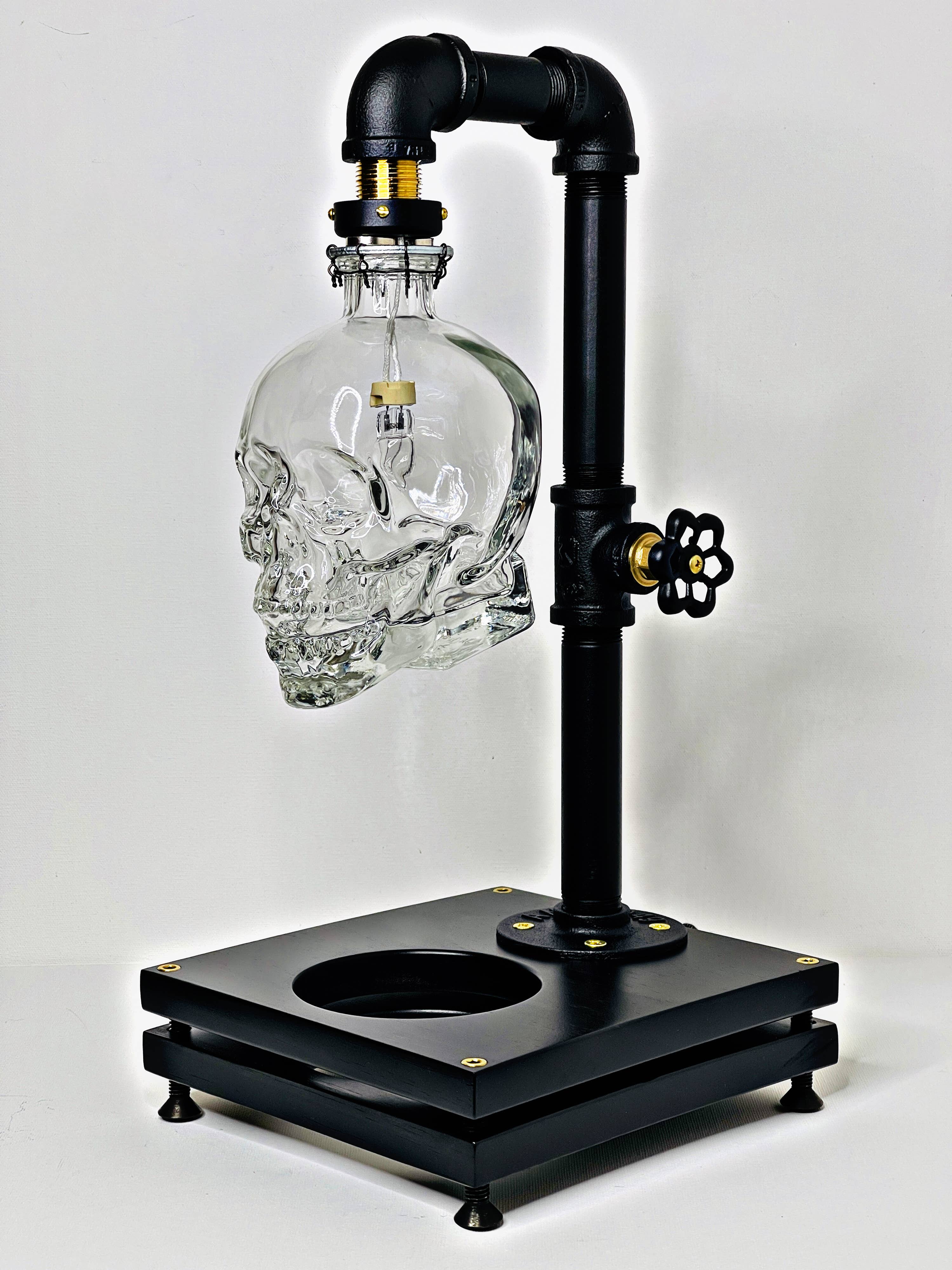 Fifty1st - Wholesale Accent/Desk Lamp - Skull Table Lamp “Max Gold”1