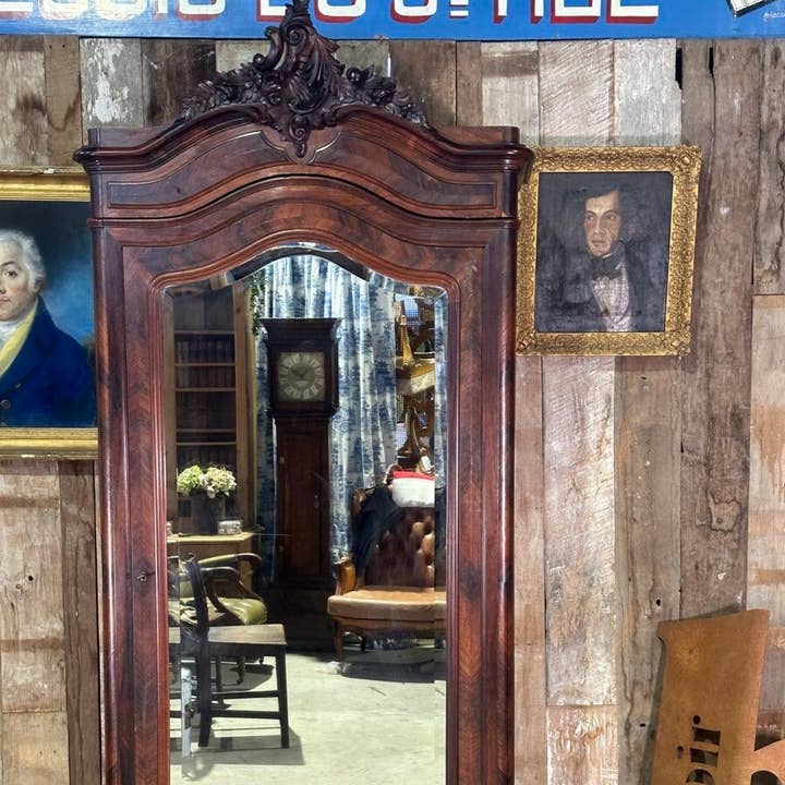 Antik fransk garderob i rosenträ, ca 1880 för wholesale av belvoir