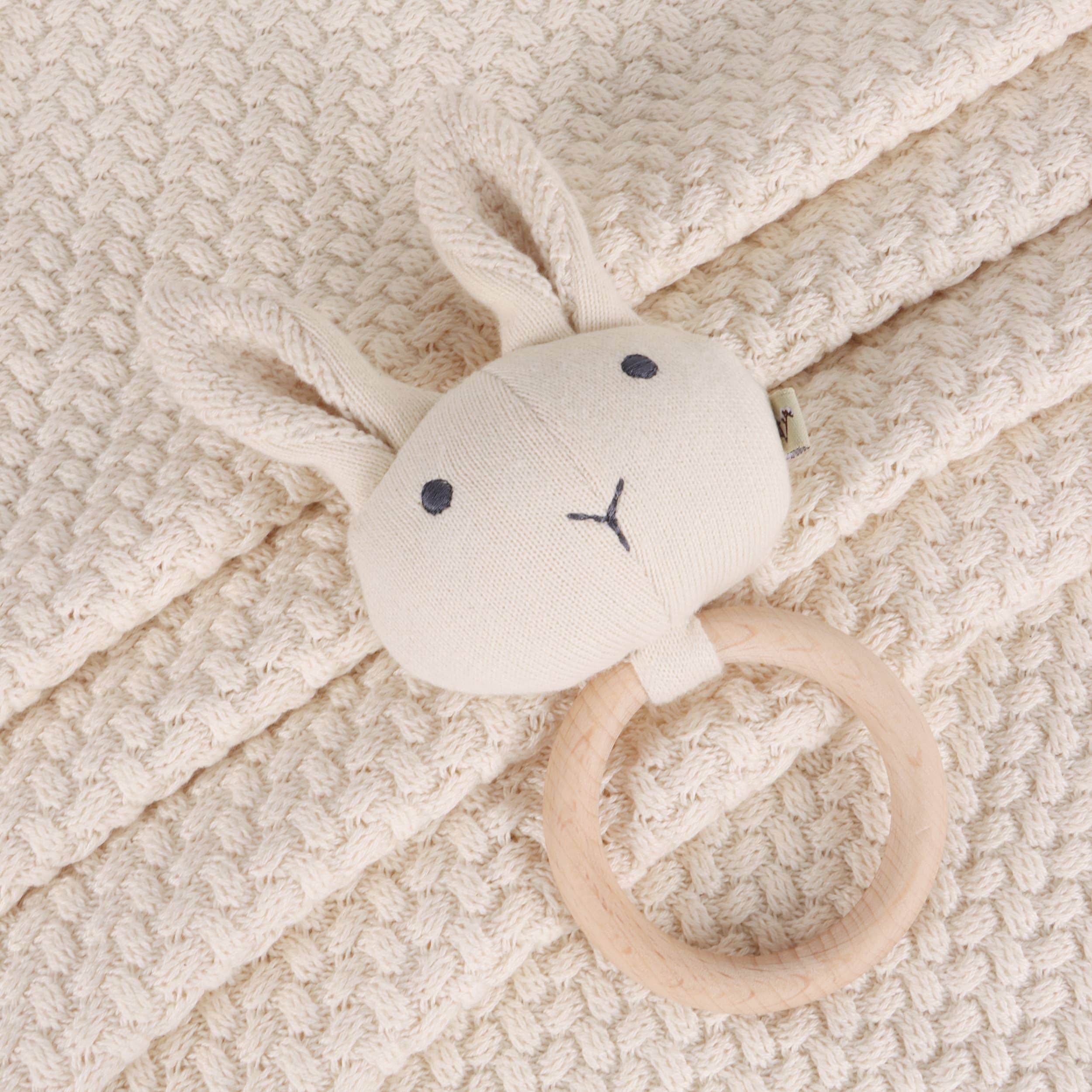 Viverano Organics - Wholesale Bedding Blanket - Kids & Baby - Moss Knit Baby Blanket+Bunny Ring Rattle Gift Set (Organic)7