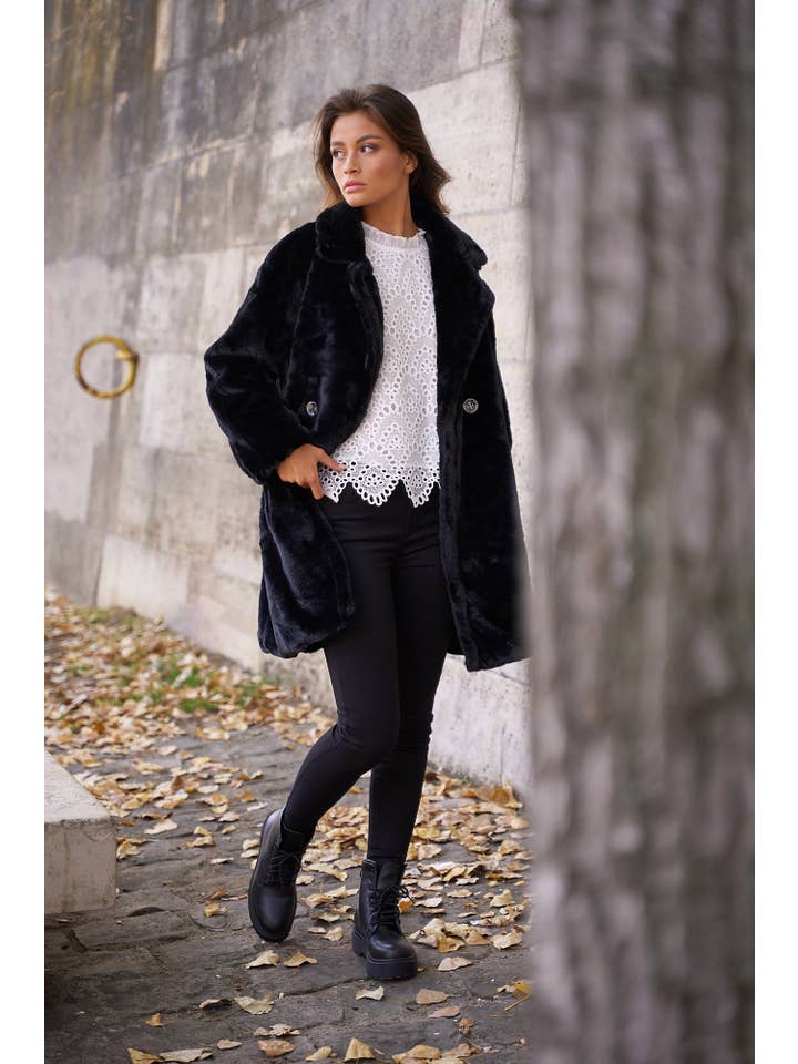 CHOKLATE PARIS - Wholesale Fur/Faux Fur Coat - Women's - Oversized faux fur coat - Y138