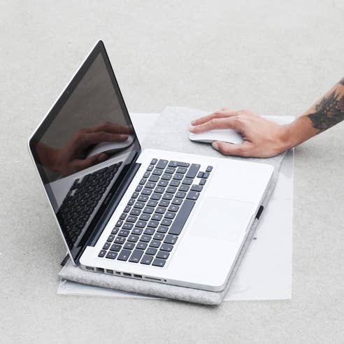 The Sleeve | MacBook sleeve 17 inch for wholesale by BERDINE