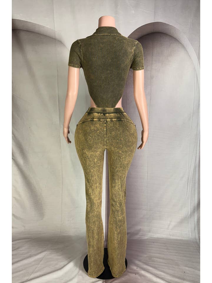 Dalia Studio - Wholesale Top & Pant Set (NOT Loungewear) - Women's - MINERAL WASH DEEP-V COLLARED BODYSUIT & PANT SET5