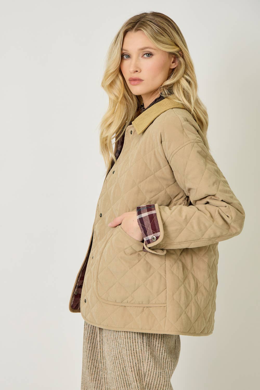 Mystree - Venta al por mayor Chaqueta - Mujer - Chaqueta acolchada en contraste 6018810