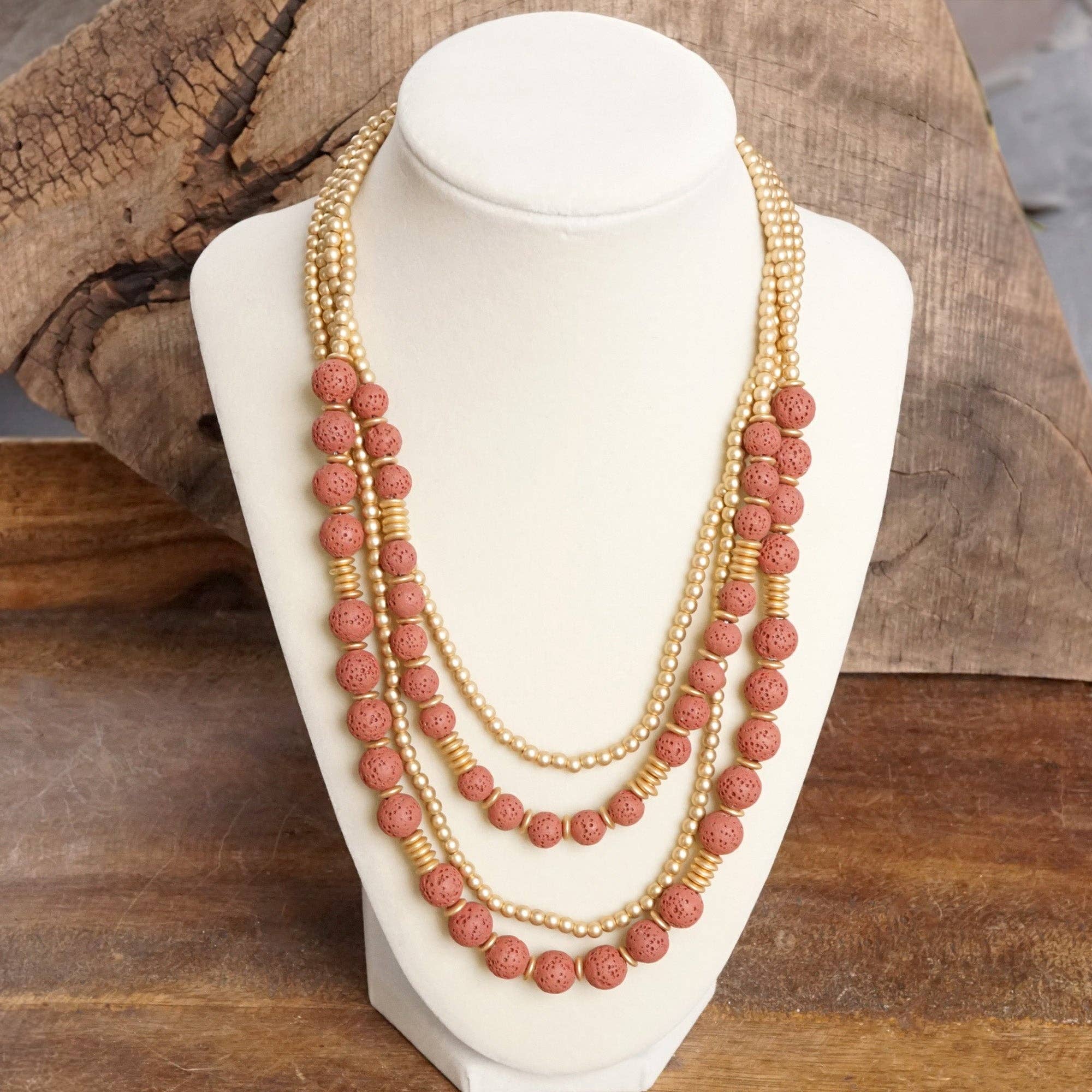 PennyLine inc - Vente Collier de perles - Collier Ras de Cou Multi Rang Cascade avec Perles de Lave et d'Or2