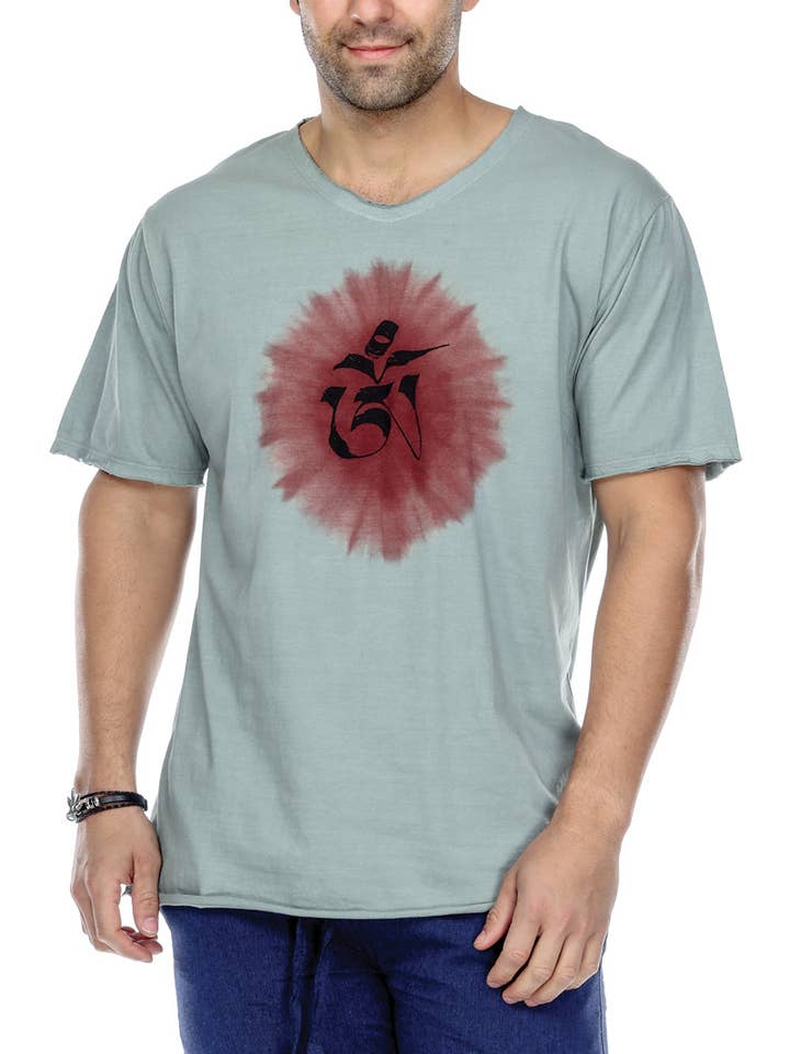 SALE T-Shirt mit Batikmuster „Om“ Druck für den Großhandel von Yak & Yeti