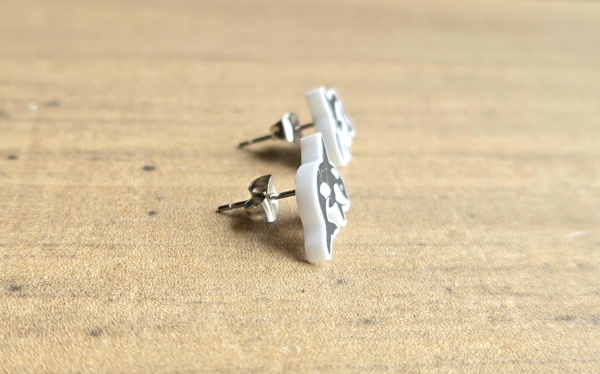 Mabel's Way - Wholesale Stud/Post Earrings - Killer Whale Stud Earrings3