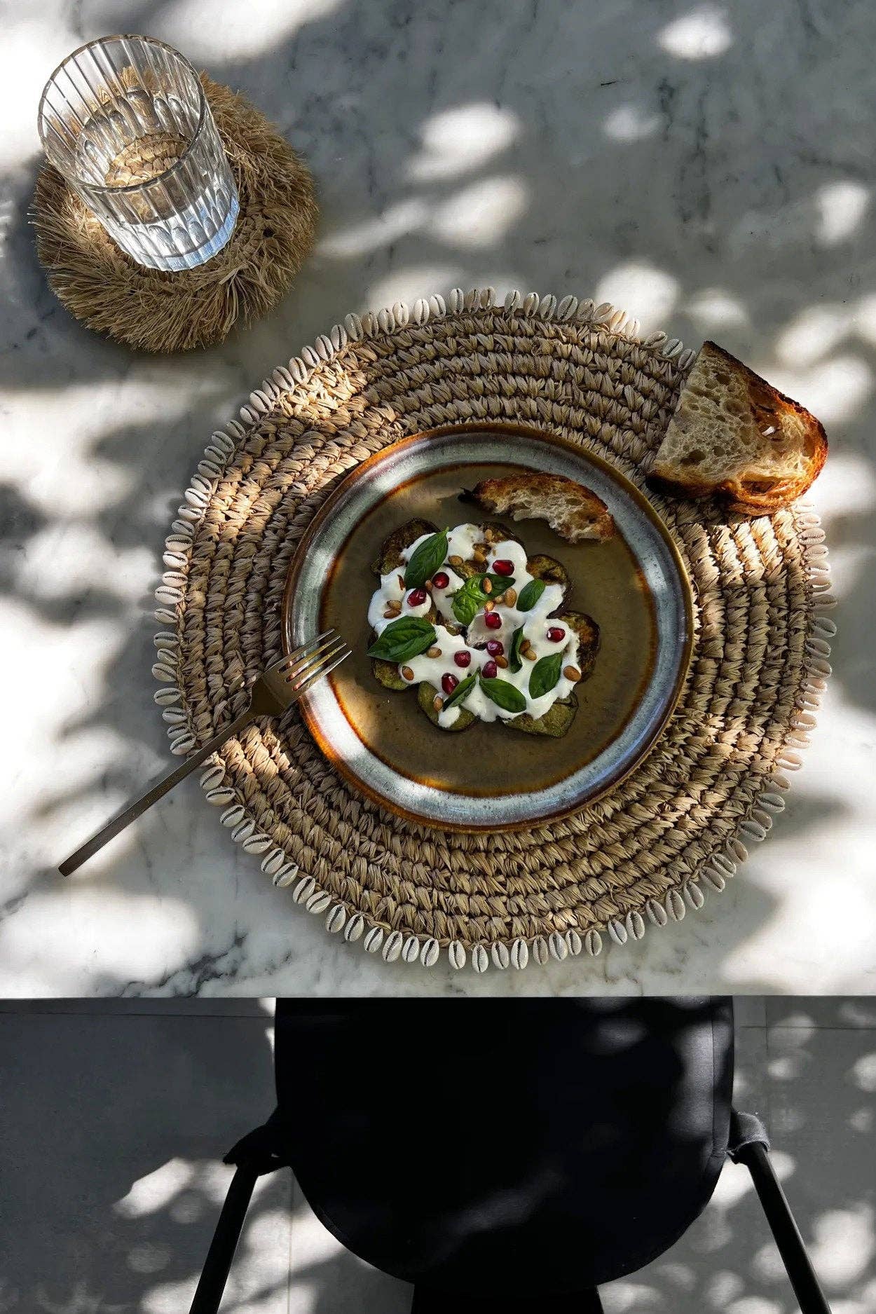 Bazar Bizar Living - Wholesale Placemat - De Raffia Shell Placemat - Naturel2