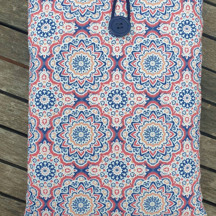 Red/blue mandalas padded book cover for wholesale by laubelgo