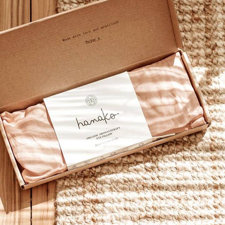 Hanako Therapies – wholesale Spa/therapy pillow – Rose Aromatherapy Organic Eye Pillow