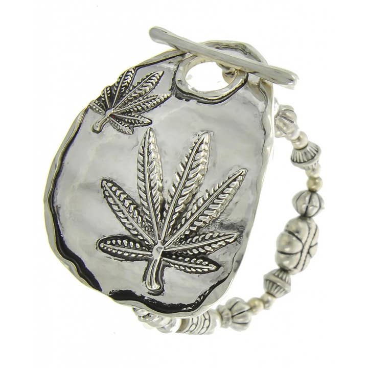0011 PREMIERE – wholesale Beaded bracelet – FR3883 Marijuana Weed Hemp Leaf Toggle Bracelet
