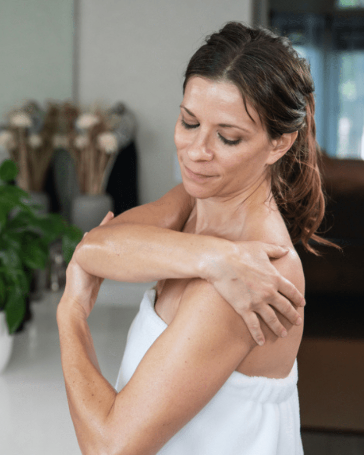 Syll Botanics - Wholesale Bath/Body Oil - The Body & Hair One3