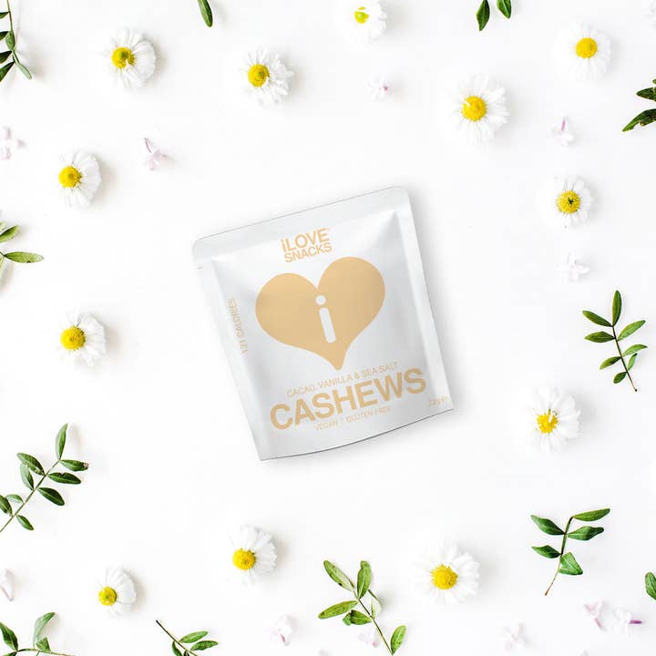 iLOVE SNACKS - Wholesale Nuts - Toasted Cashews Dusted in Cacao, Vanilla & Sea Salt, Vegan1