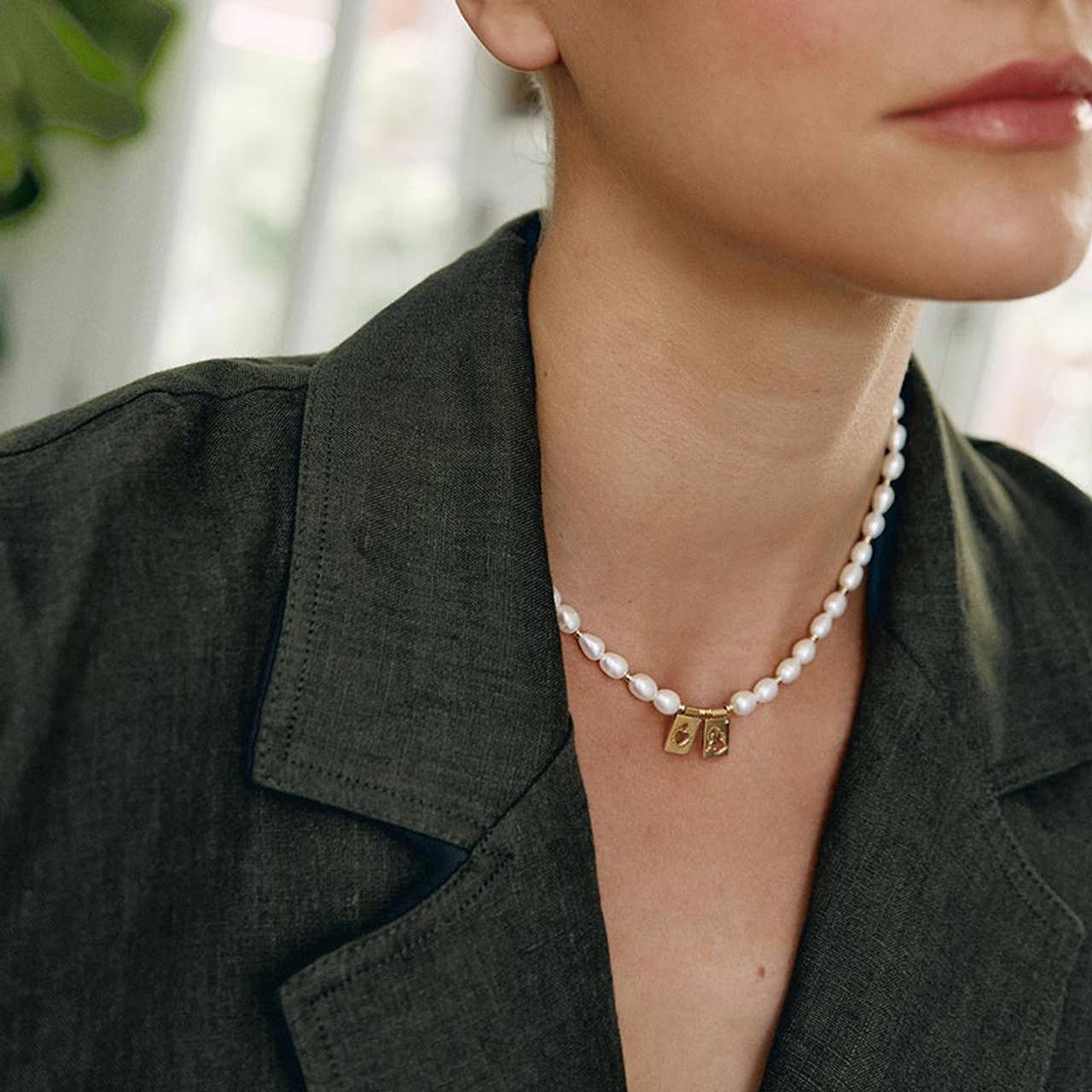 Christian Brands Catholic - Wholesale Pendant/Charm Necklace - Pearly Mother And Sacred Scapular Necklace2