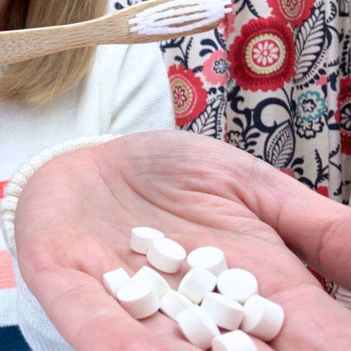 Community Goods - Wholesale Toothpaste - Glass Jar - Whitening Mint Toothpaste Tablet: Vegan, Natural3