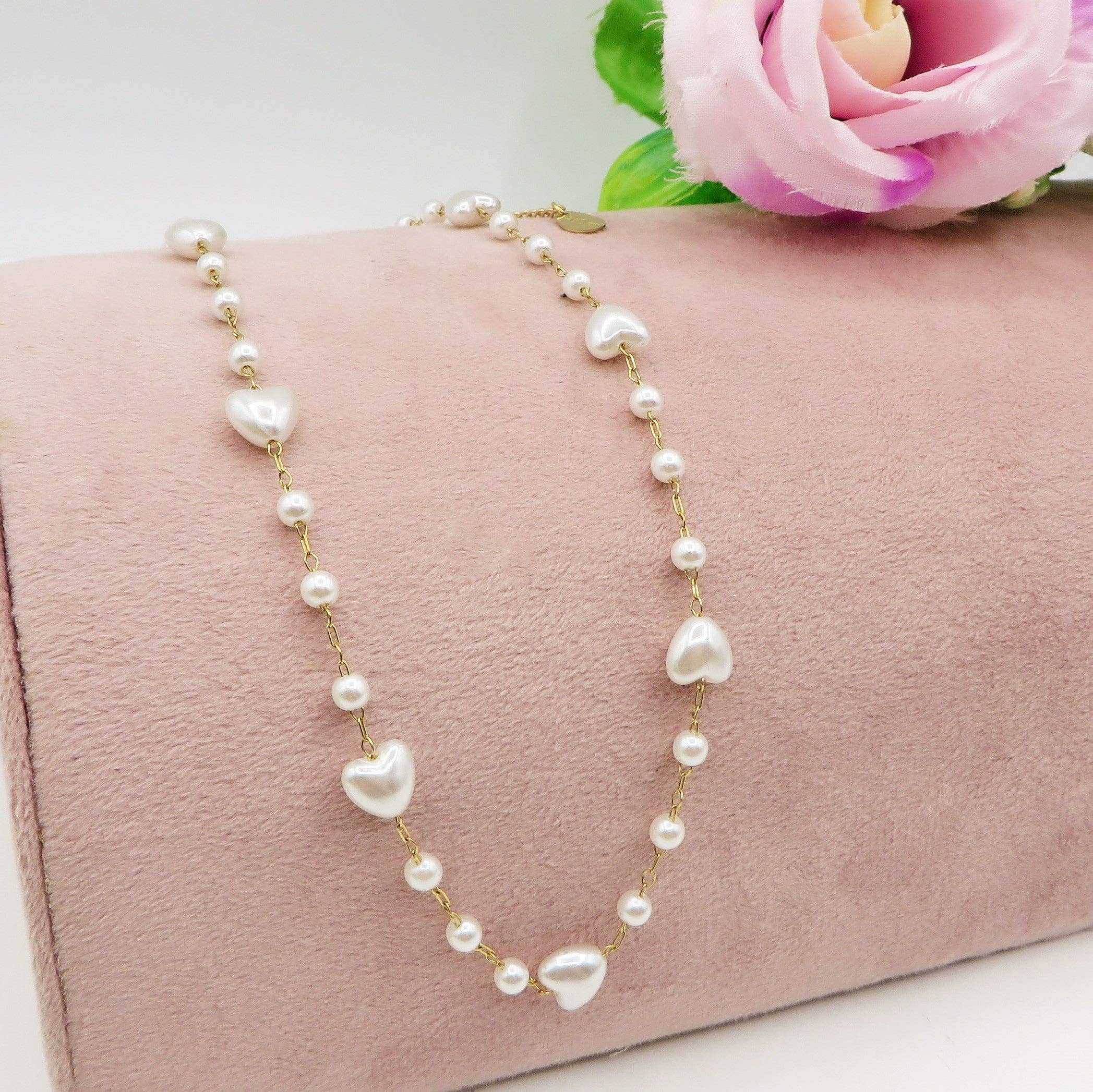 Daemon srls - Vente Collier de perles - CIPRIA - Collier en perles baroques en forme de cœur en acier inoxydable0