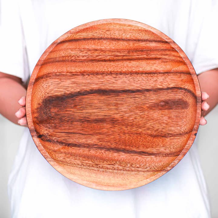 Assiette ronde classique en bois d'acacia pour la vente par Rainforest Bowls