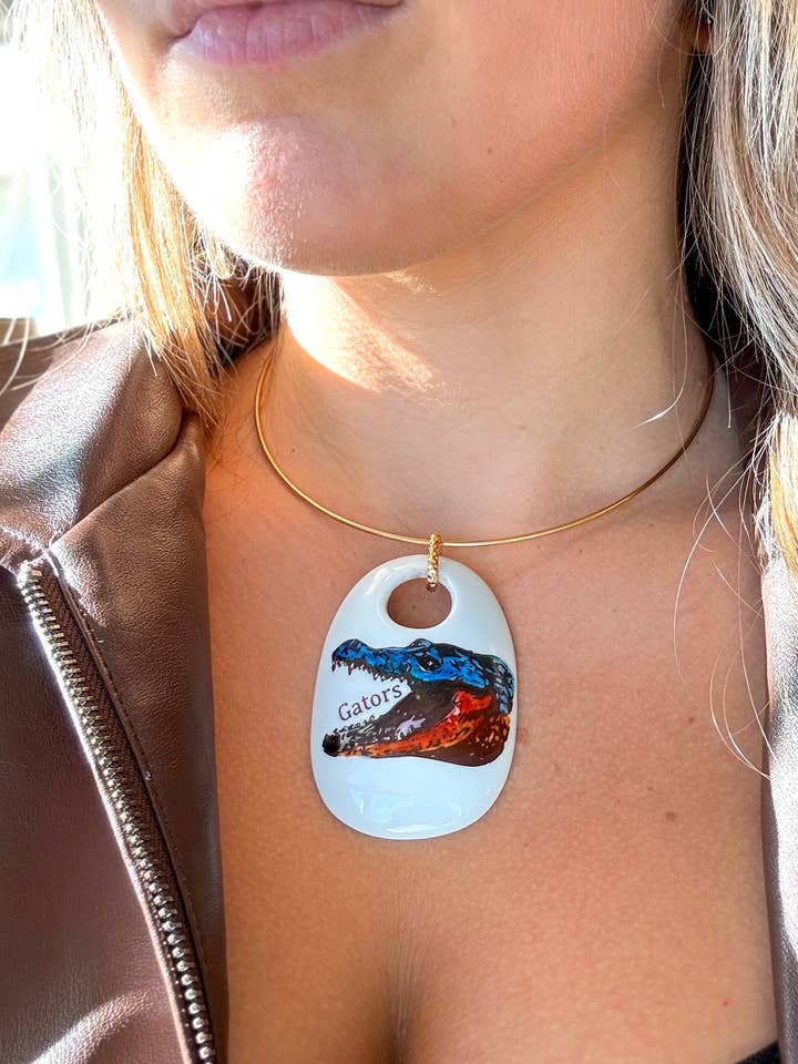 Collier Or Jour de Match Florida Gator pour la vente par Mona H Paintings