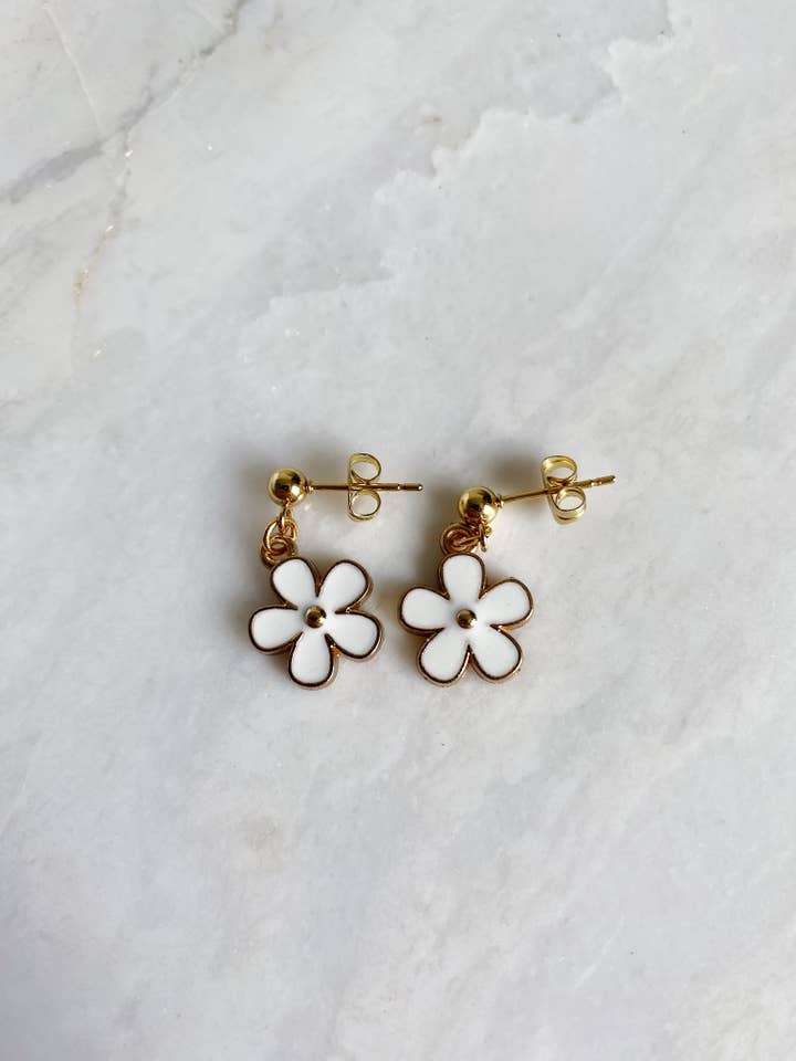 Daisy Flower Stud Earrings • Cottagecore Floral Jewelry Gift for wholesale by Salt & Pine