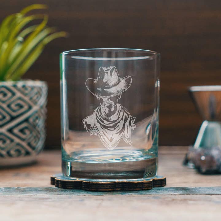 Benoit's Design Co. - Wholesale Cocktail/Liquor Glass - Western Sheriff Etched Glasses