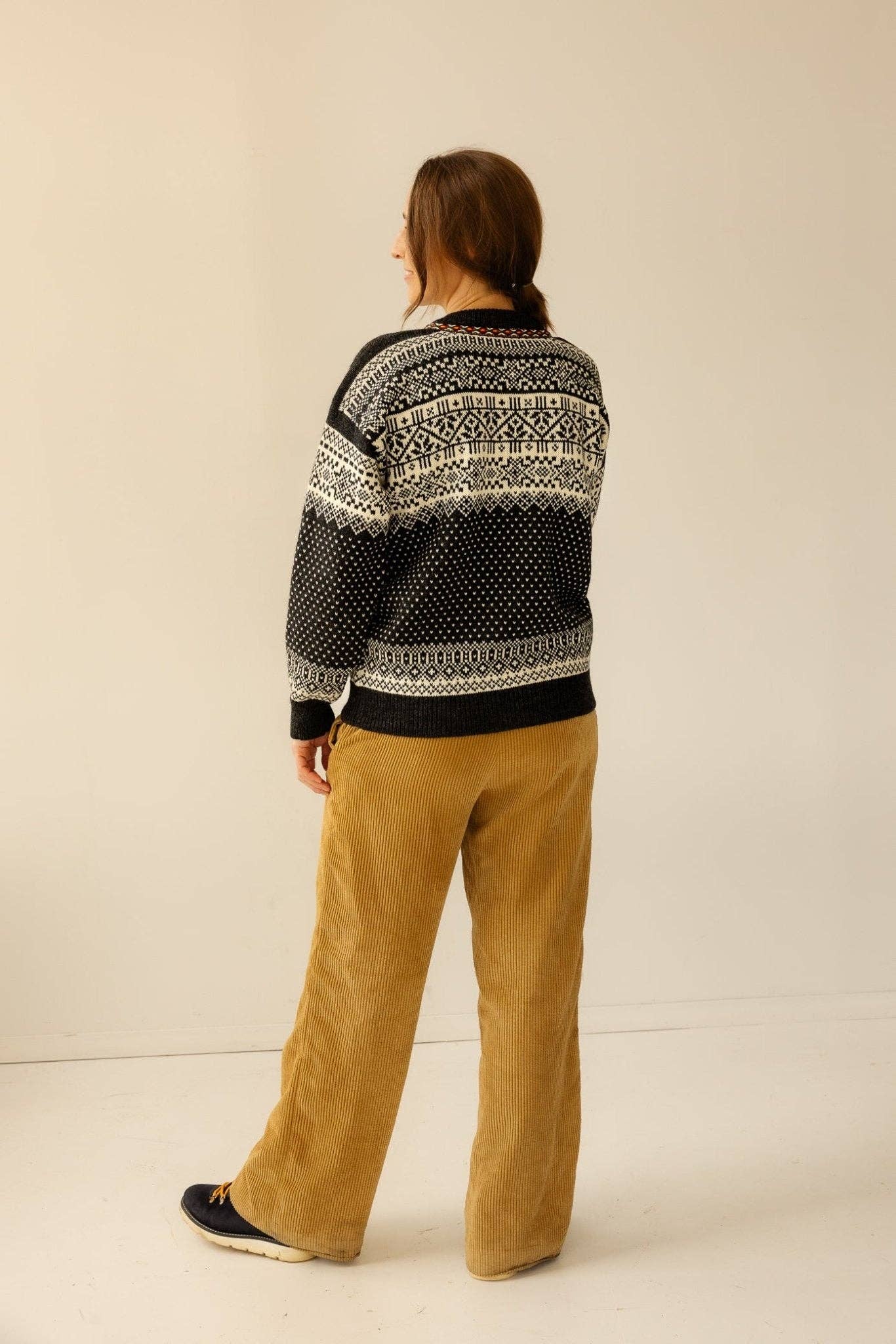 Susan Fosse AS - Wholesale Cardigan - Women's - Sandviken Women's Cardigan1