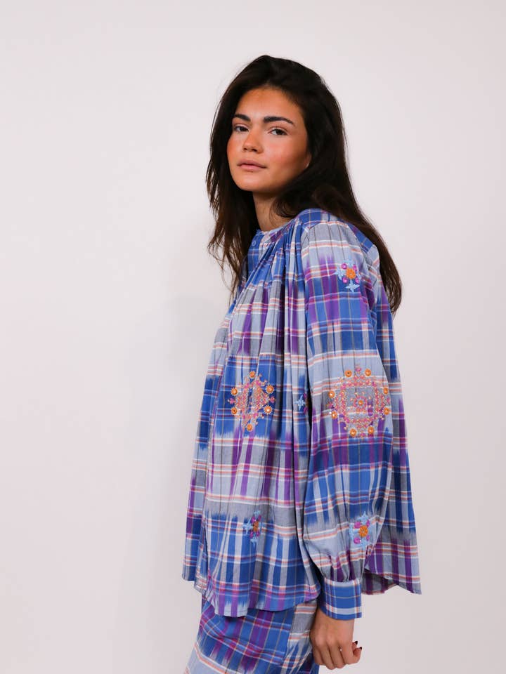 Blusa bordada Sia para venta al por mayor de The Corner