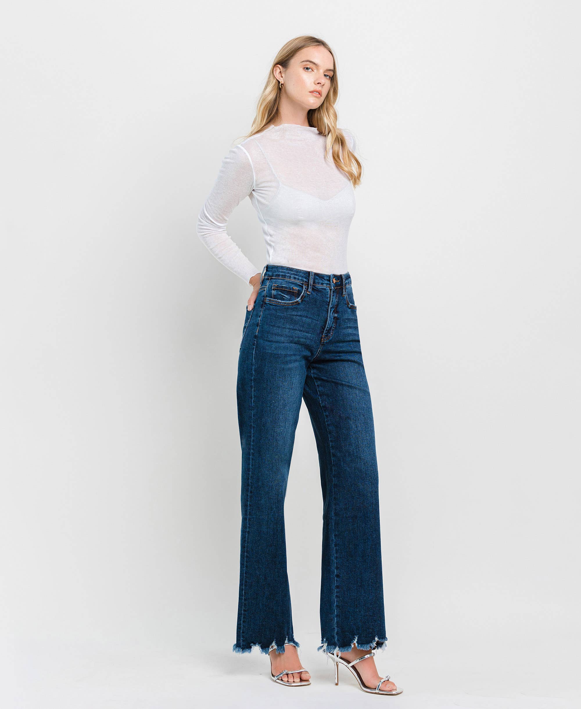 GANGA MÉDIA ESCURA CONTROLE DE BARRIGA VINTAGE DOS ANOS 90 SUPER ALTO SOLTO LV1210MD para venda a revendedores na Faire8