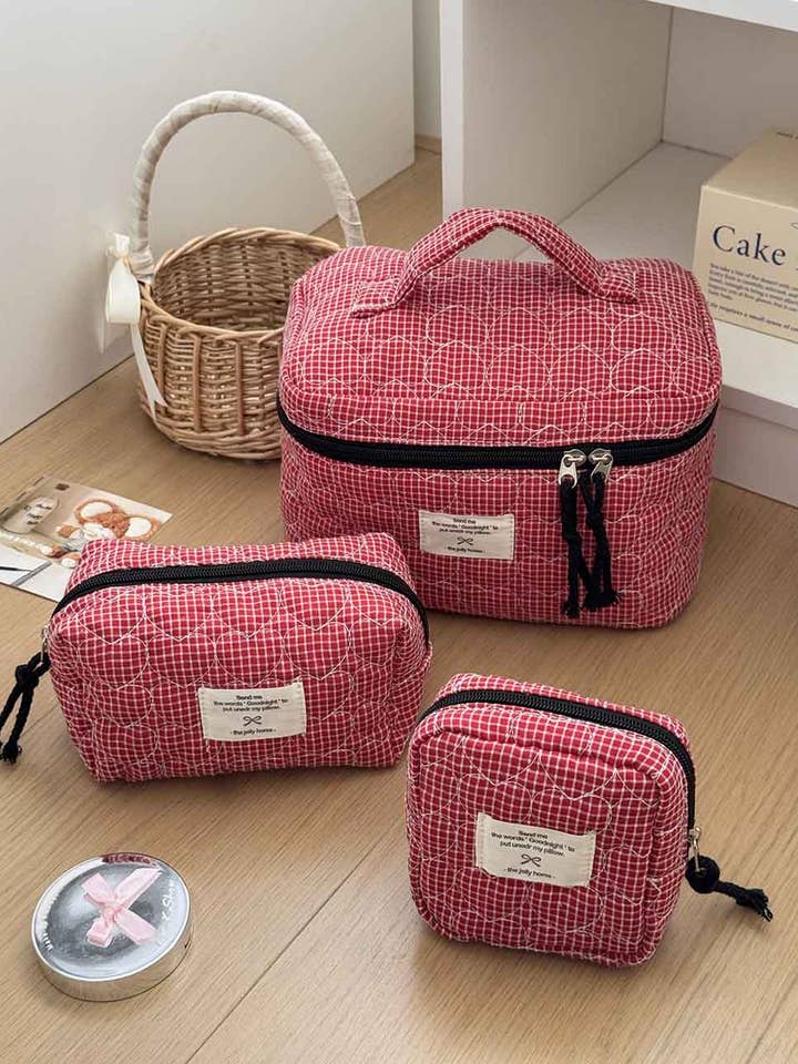 Color Block Heart Plaid Quilted Makeup Bag DP25H565 for wholesale by Dipped Shop