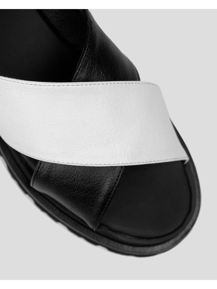 Bohema Clothing – Großhandel Sandalen – Damen – Medley-Sandalen aus Kaktusleder Dessertoā®4