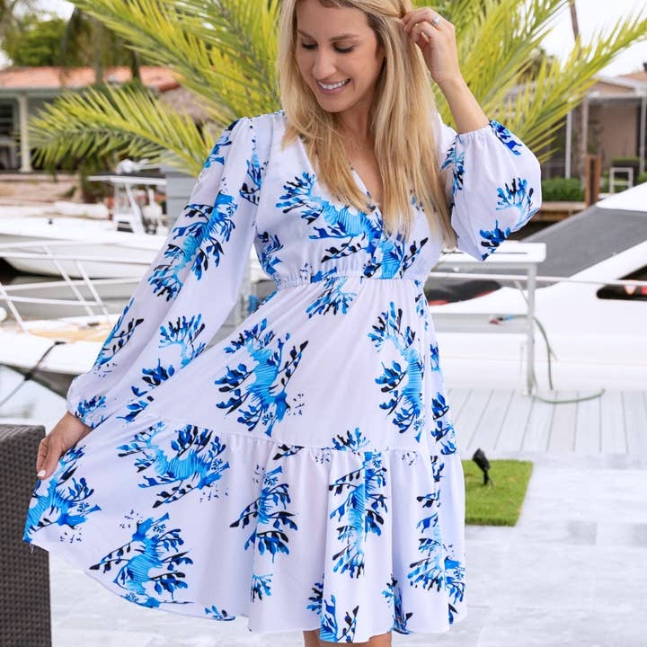 Robe courte Priscilla pour la vente par Sweet Penelope