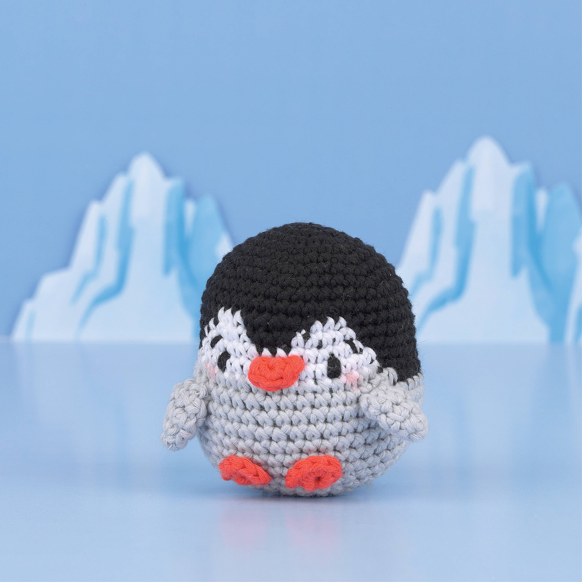Creative World of Crafts - Wholesale Brei- en haakbenodigdheden - Knitty Critters Hallo schattig - Pippen The Penguin