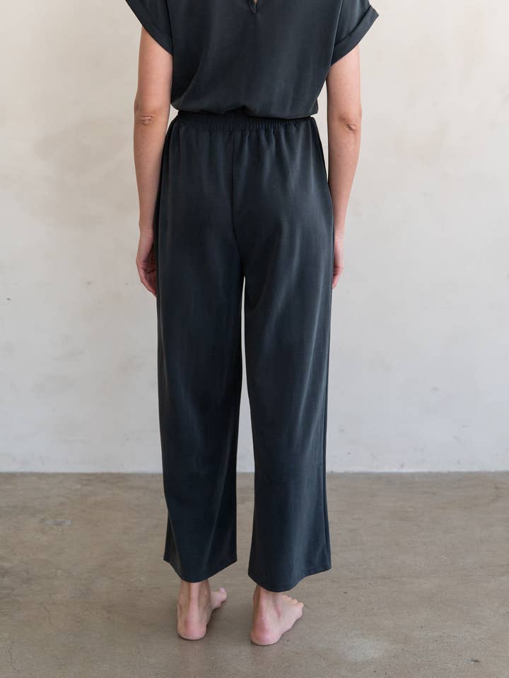 ELLE GREY - Wholesale Jumpsuit - Women's - ULTIMATE SOFT ROLLED SLEEVE JUMPSUIT3