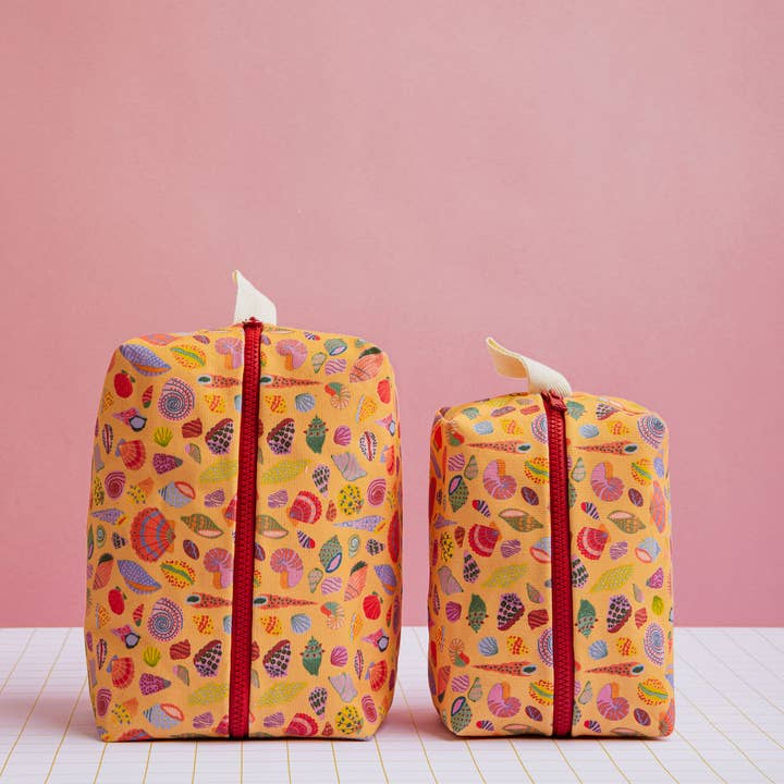 ECKE - Wholesale Makeup/Cosmetic Bag - Conchas Orange Vanity & Beauty Case 1