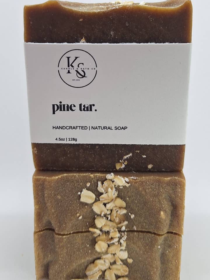 4,5 oz Tjära Getmjölkstvål för wholesale av Kommon Scents Candle & Bath Co