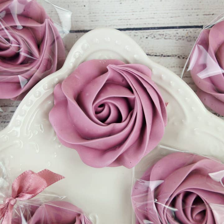 Ma Meringue - Wholesale Cookie - Lilac Meringue Rosettes
