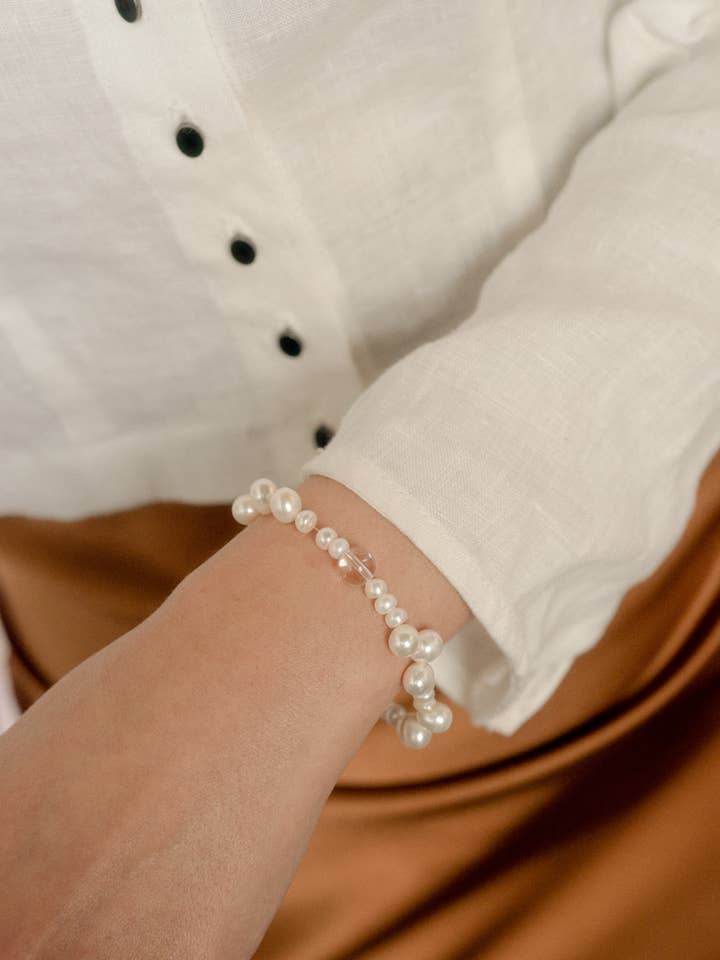Zilah Fresh Water Pearls & Quartz Beaded Bracelet for wholesale by Eyde