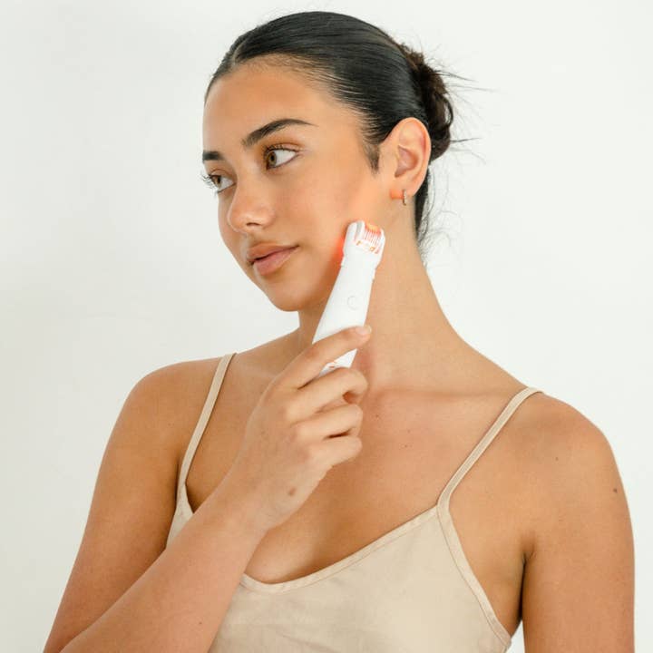 Kahlia Skin - Wholesale Elektronisch huidverzorgingsapparaat - LED Derma Roller Kit3