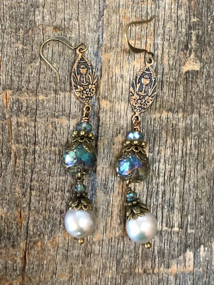 DIVINE GRACE EARRINGS for wholesale by Seraphym