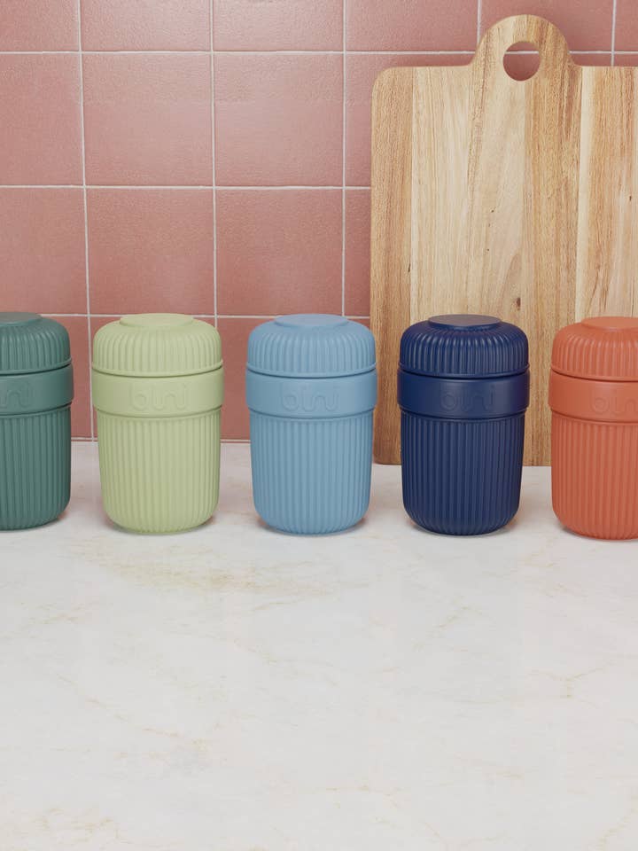 Pack surtido de 15 tazas reutilizables Bini para venta al por mayor de Bini