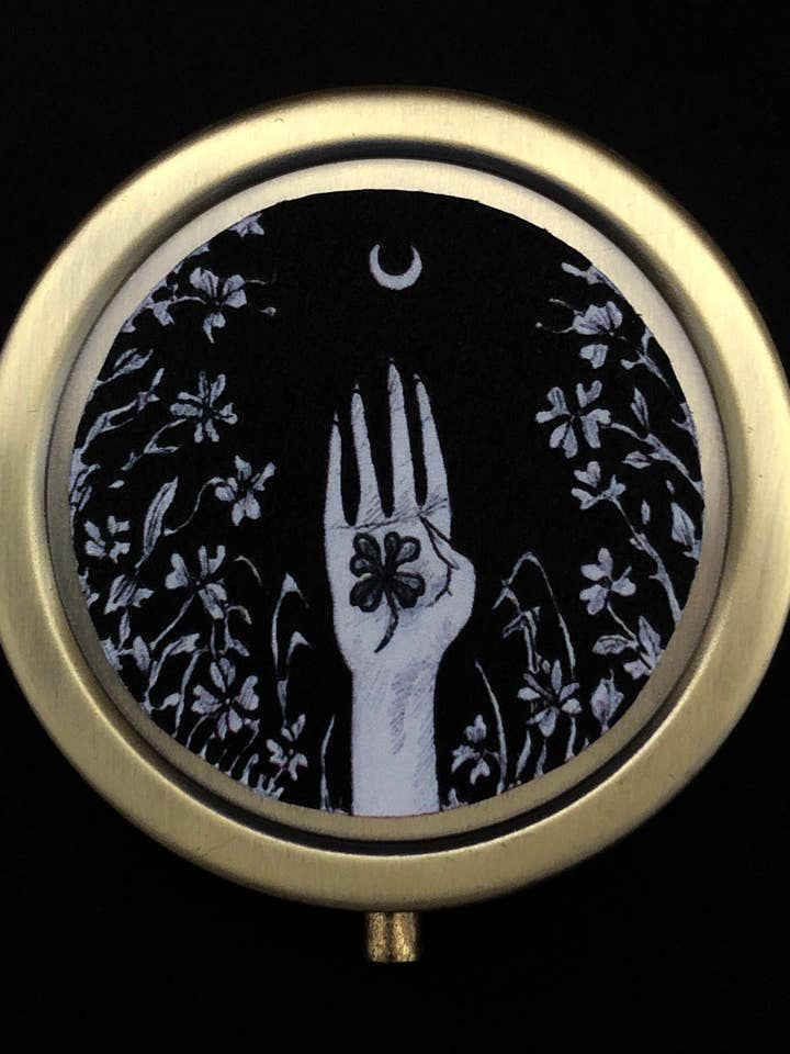 Parfum solide Banshee pour la vente par The Conjured Rose