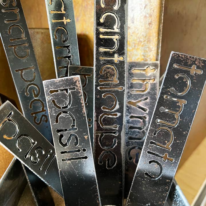 Free House - Wholesale Garden/Lawn Stake - garden labels2