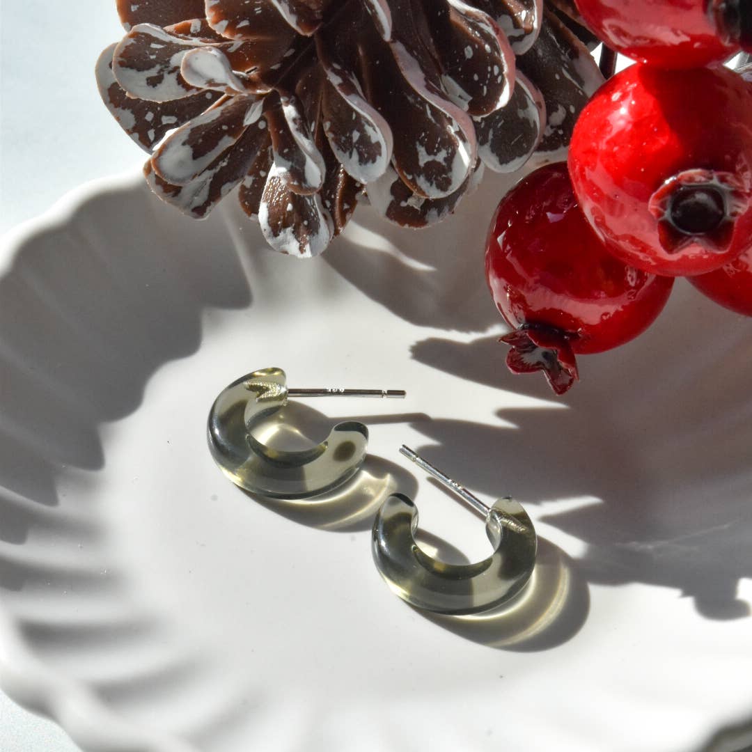 Fenna&Fei - Wholesale Hoop Earrings - Huggie Hoops Collection | Small Tiny Minimalist Resin Hoops8